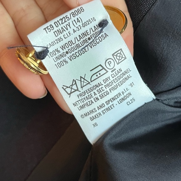 Vintage St. Michael from Mark & Spencer Pure New Wool Made in Britain Blazer - Picture 12 of 14